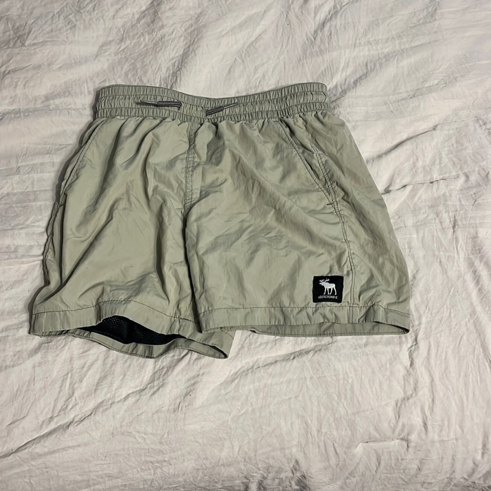 Abercrombie kids 9/10 grey shorts